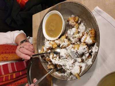 Das Wirtshaus Unter Dem Bogen