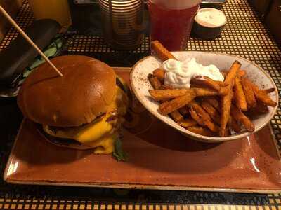 Peter Pane Burgergrill Bar