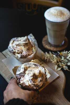 Luuc Café Deli Wein