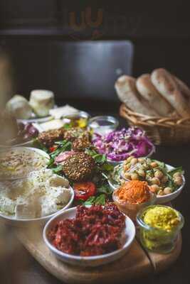 Luuc Café Deli Wein