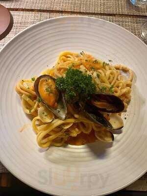 Essenza - Vino E Gastronomia