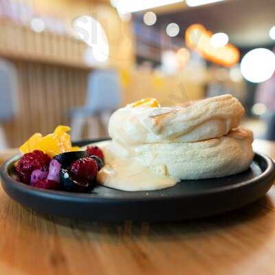 Akita Soufflés & Café