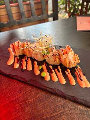 Ngon Ngon 1970s Restaurant