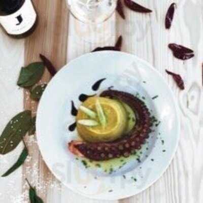 Greek Cuisine Taverne