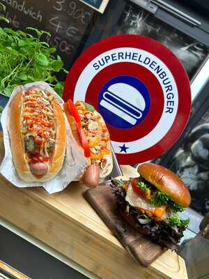 Superheldenburger Chemnitz Inh. Amir Hossein Einali