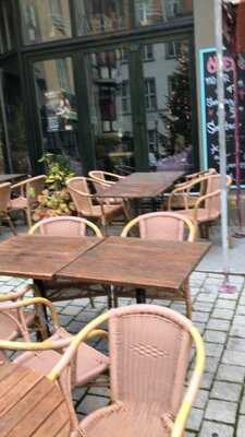 Taparazzi Restaurant