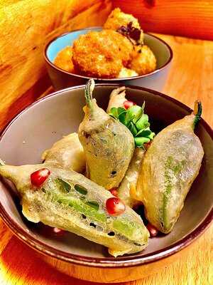 Taparazzi Restaurant