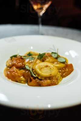 Pavarotti And Friends