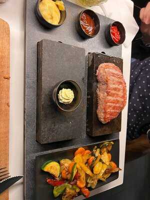 Nokx Bar & Restaurant