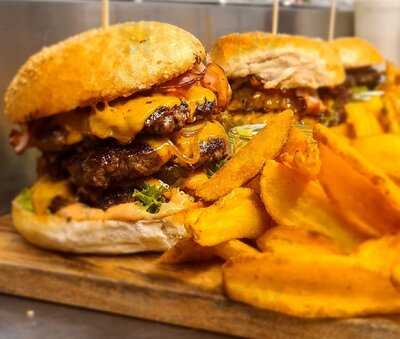 Nokx Bar & Restaurant