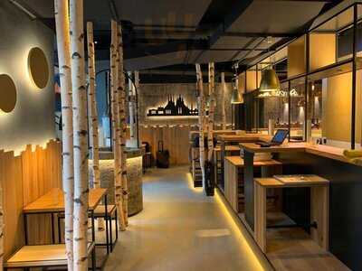 Hans Im GlÜck Burgergrill & Bar