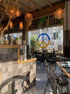 Johanna - Cafétéria