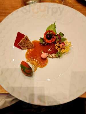 Mountain Hub Gourmet