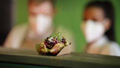 Organic Garden Signature Store