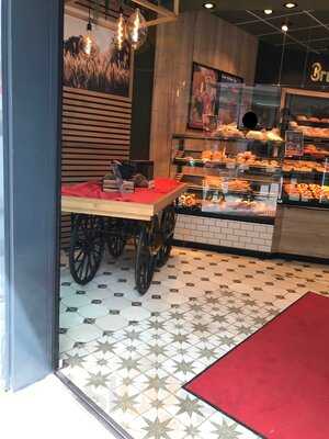 Brunner Backer & Cafe Richard-wagner-strasse