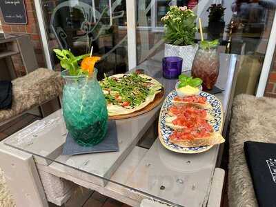 Märchenhaft | Bar & Lounge