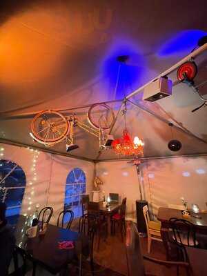 Herzi’s Wirtschaft