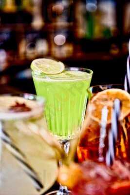 Lounge 1 - The Place To Be