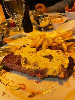 Blackbones Steakhause & Bar