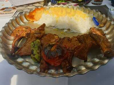 Neshan Persische Küche