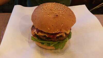 Triple B - Beef Burger Brothers