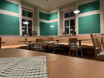 Antons - Gasthaus & Kastaniengarten