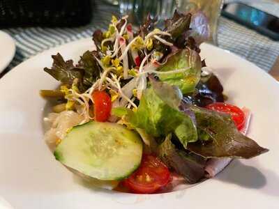 Antons - Gasthaus & Kastaniengarten