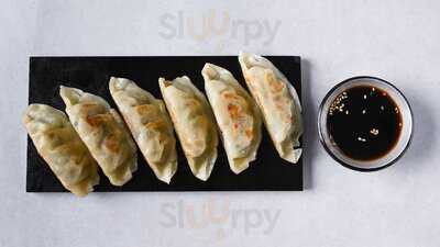 Dui Sushi Inh. Ashish Gurung