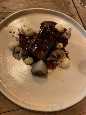 Kink Bar & Restaurant