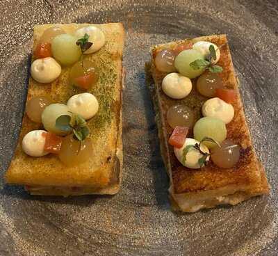 Kink Bar & Restaurant