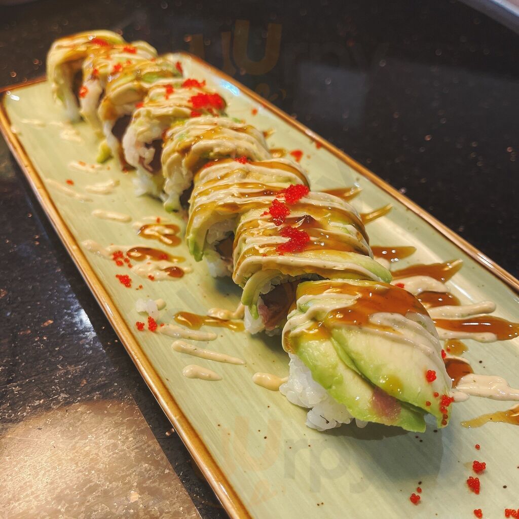 Yami Sushi Grill & Lounge