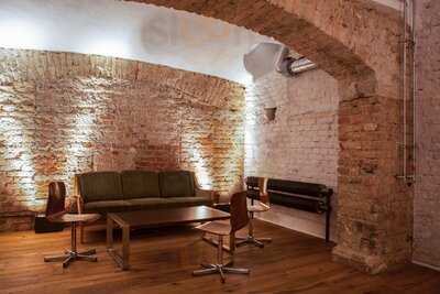 Champagne Characters