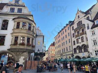 Dubliner Irish Pub & Restaurant