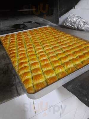 Nomad Breakfast & Dinner