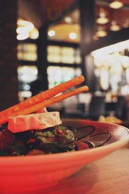 Olympia Bar & Restaurant