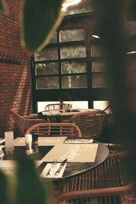 Olympia Bar & Restaurant