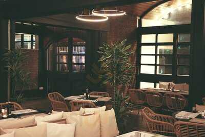 Olympia Bar & Restaurant