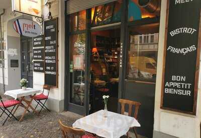 Melt Bistro & Épicerie