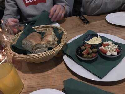 Alcantara Restaurant & Bar