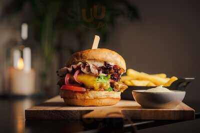 Lindenblatt Lokal Vier