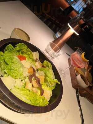 Pigeon Post Bar & Eatery