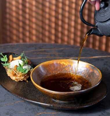 Pigeon Post Bar & Eatery