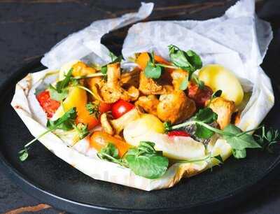 Pigeon Post Bar & Eatery