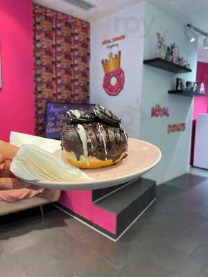 Royal Donuts