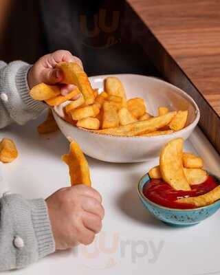 Burgerpark Café & Bar