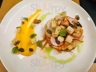 George Im Weinhaus Uhle