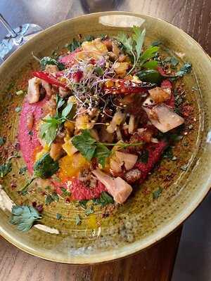 Schmock Bar & Restaurant