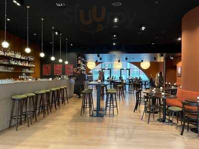 Schmock Bar & Restaurant