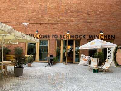 Schmock Bar & Restaurant