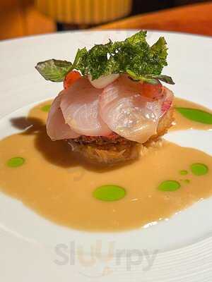 Tohru In Der Schreiberei